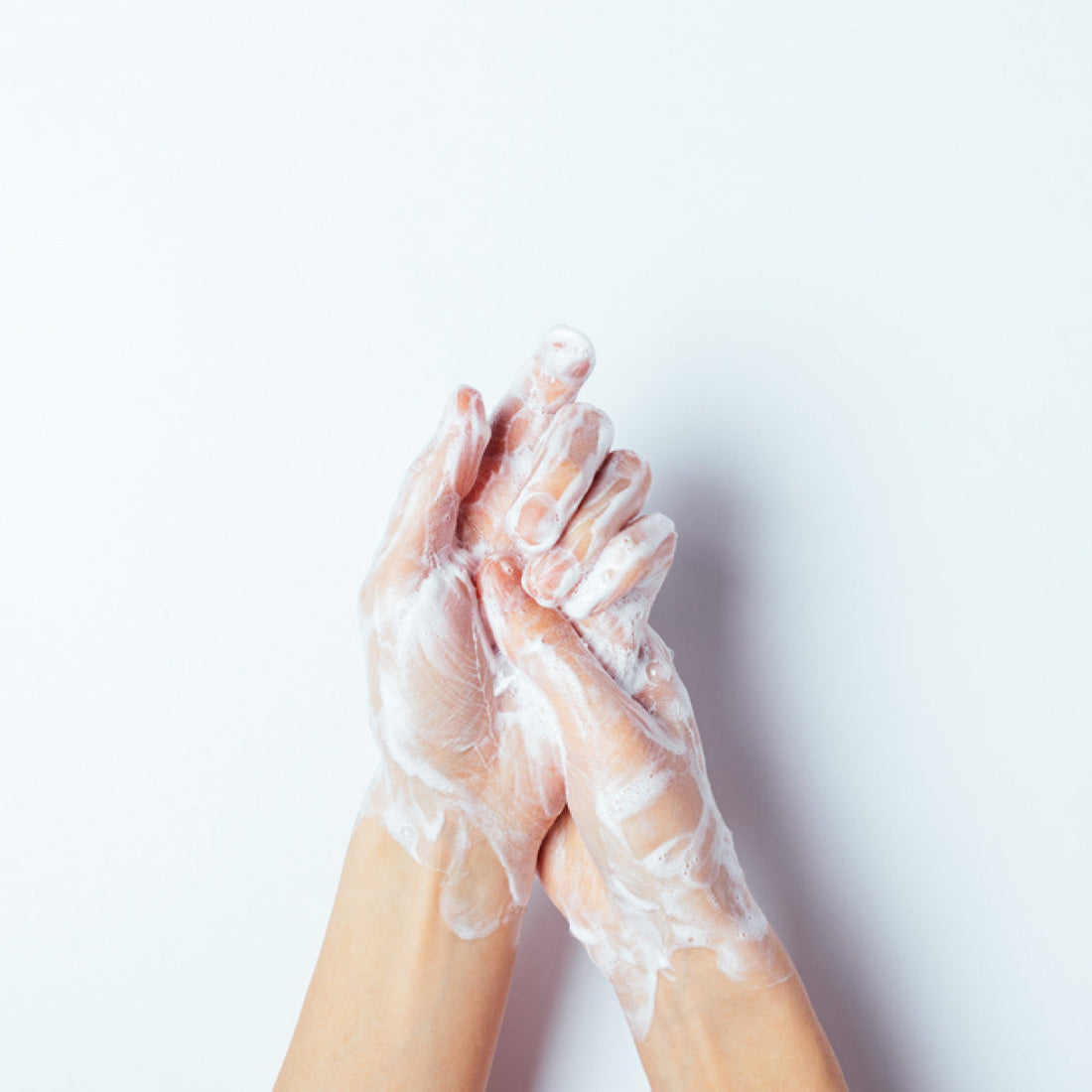 界面活性剤ってなに？石鹸と界面活性剤のちがいとは？